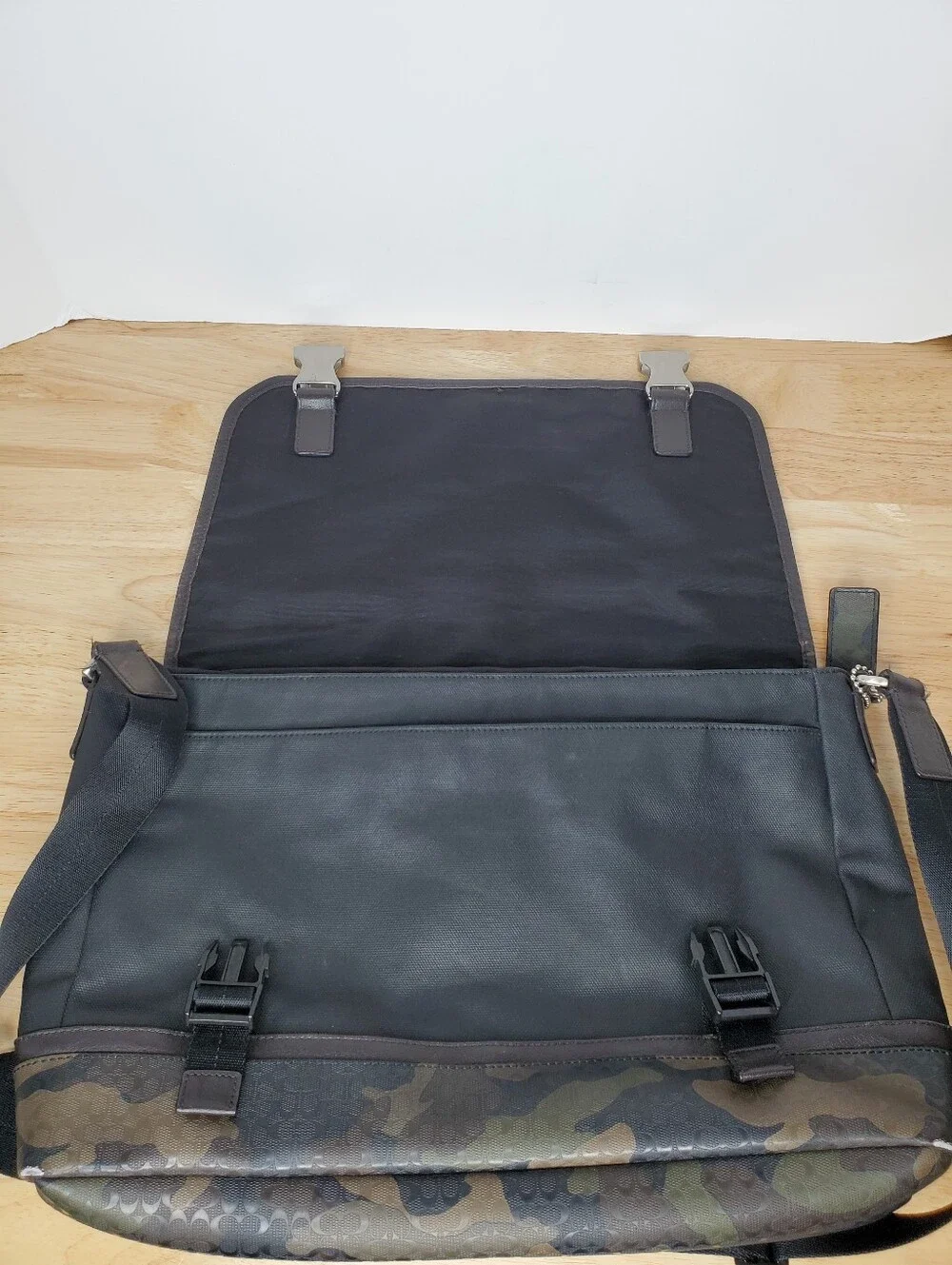 Coach Heritage Signature Messenger Bag Camo Black Mens F70941